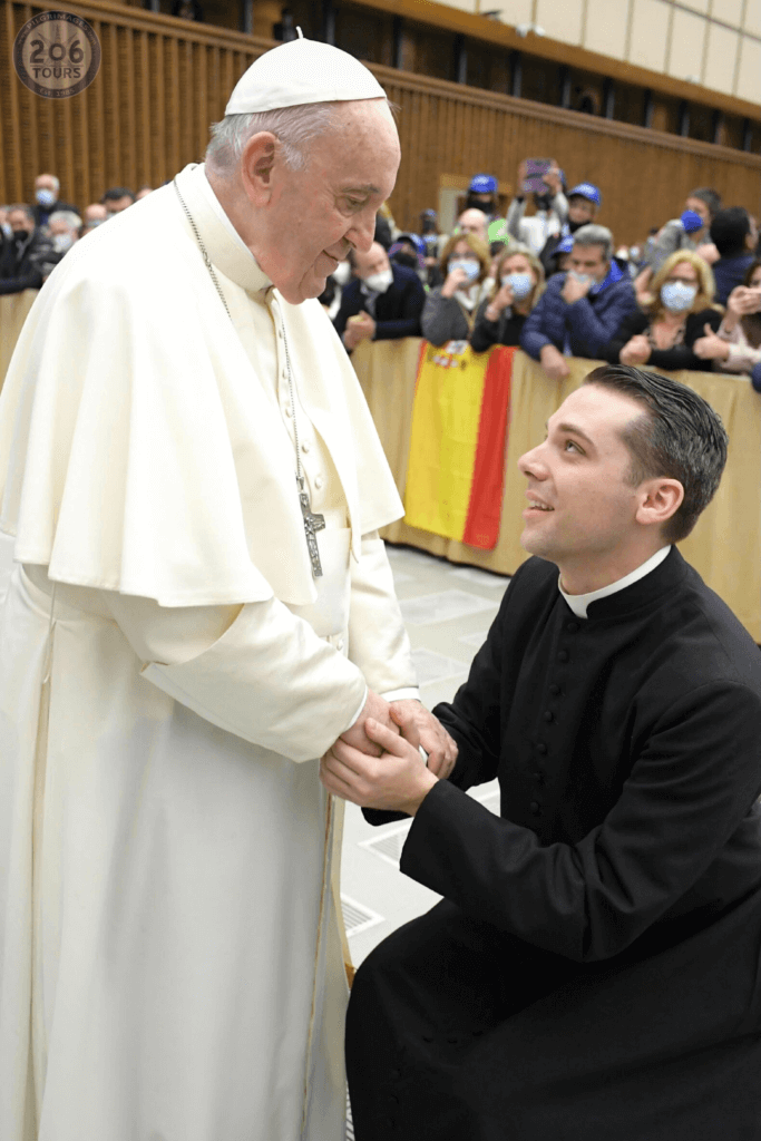 fr-sean-connolly-pope-francis - 206tours